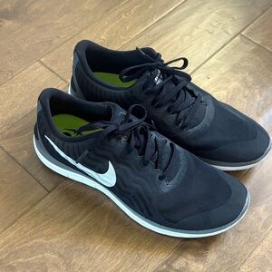 EUC Nike Running Barefoot Ride 4.0 Sneakers Black Size 12